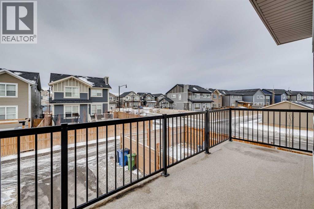 221 Sundown Road, Cochrane
