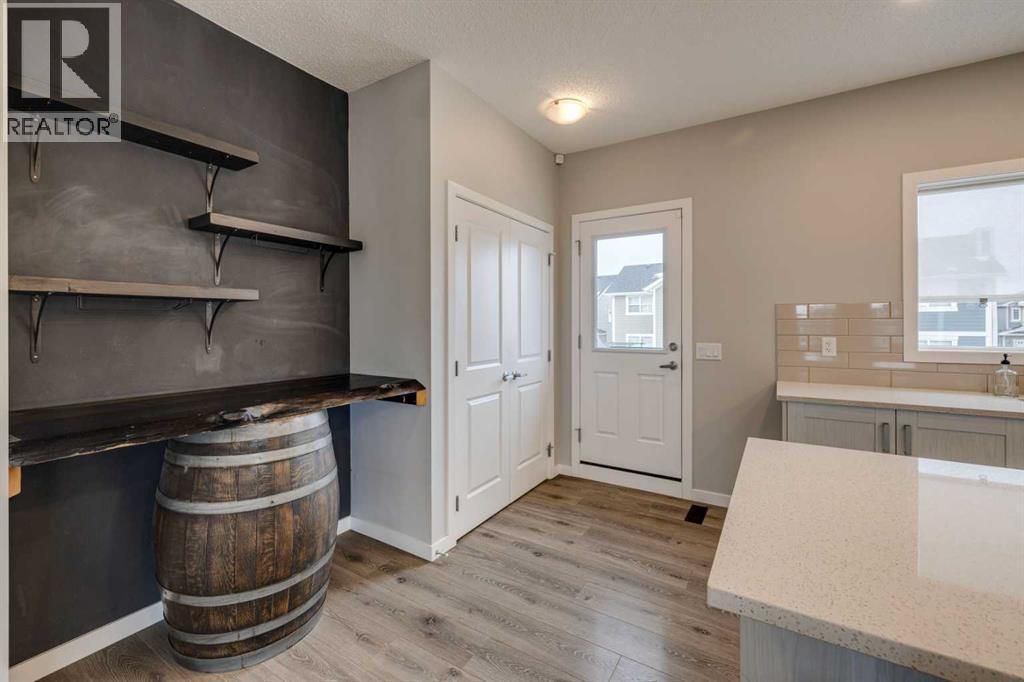 221 Sundown Road, Cochrane