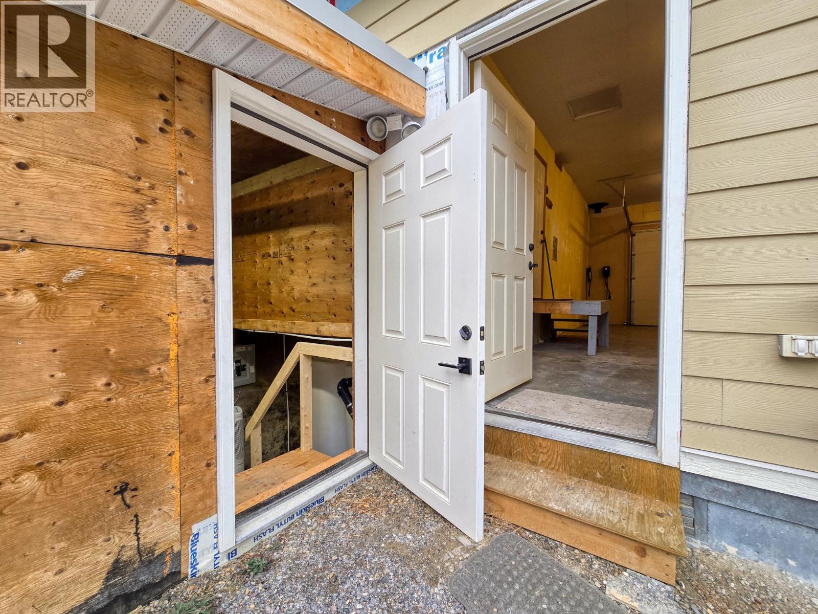 5226 Juniper Heights Road, Invermere