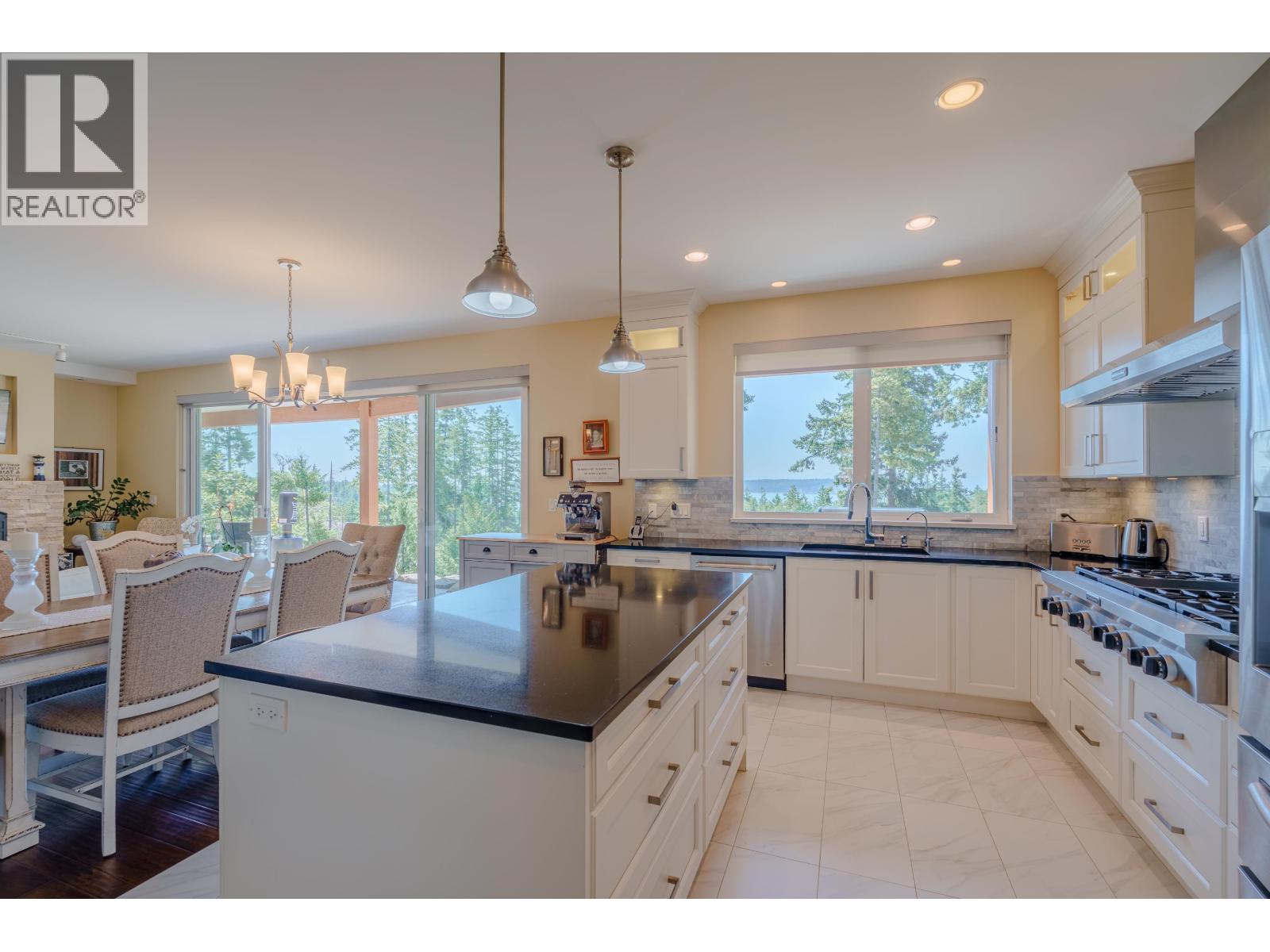 10825 WOOD BAY RIDGE ROAD, Halfmoon Bay