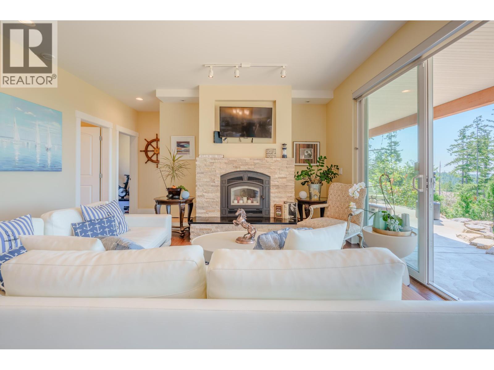 10825 WOOD BAY RIDGE ROAD, Halfmoon Bay