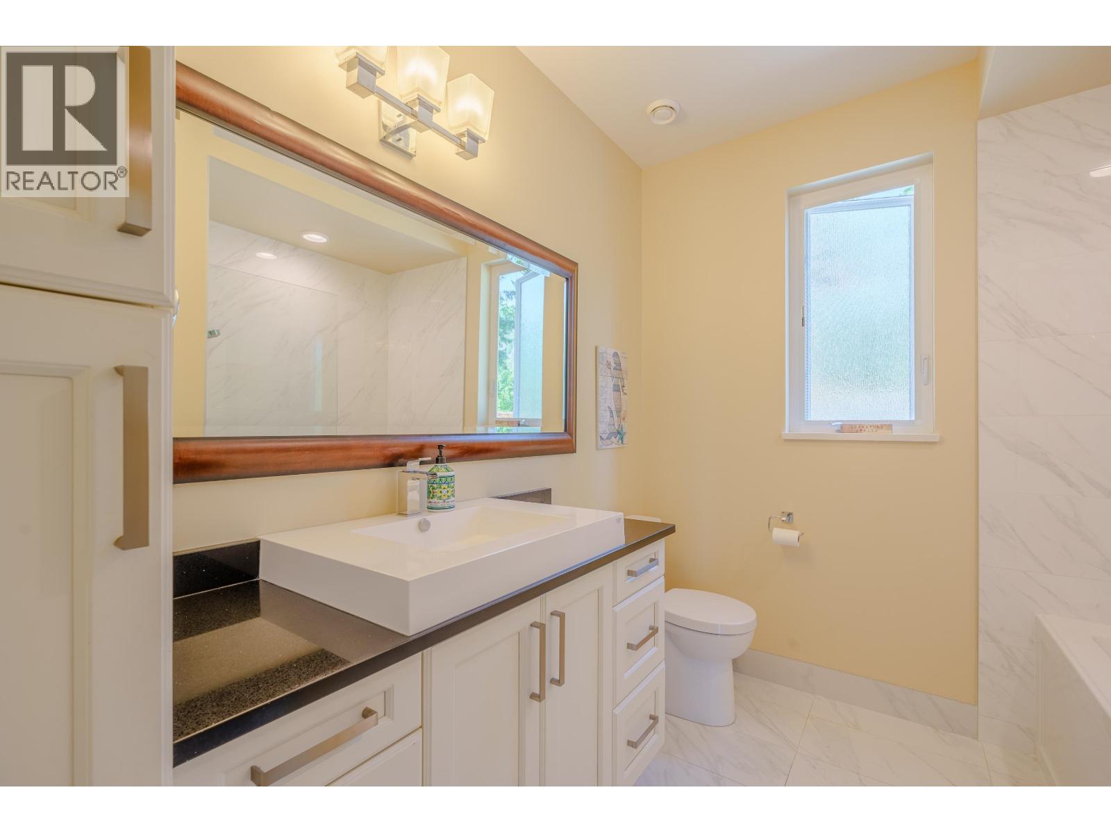 10825 WOOD BAY RIDGE ROAD, Halfmoon Bay