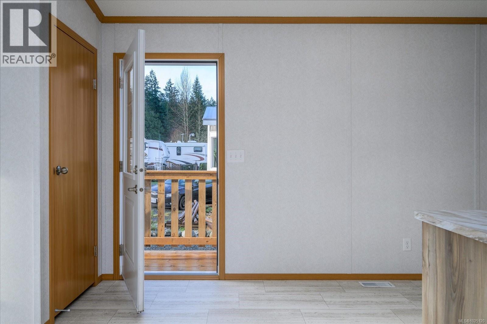 #21 6820 PARKLANDS PL - 9