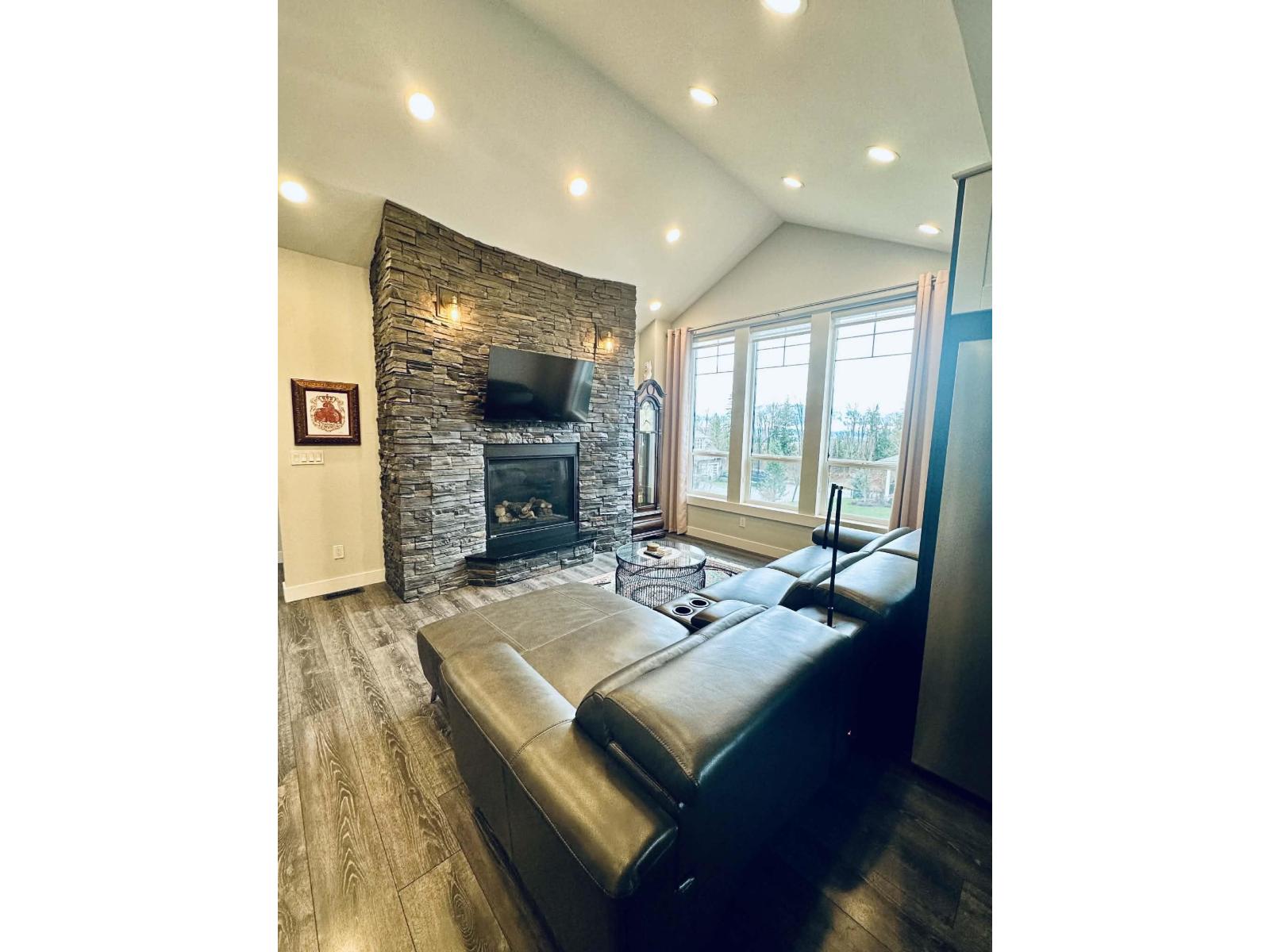 51338 ROWANNA CRESCENT, Eastern Hillsides, Chilliwack