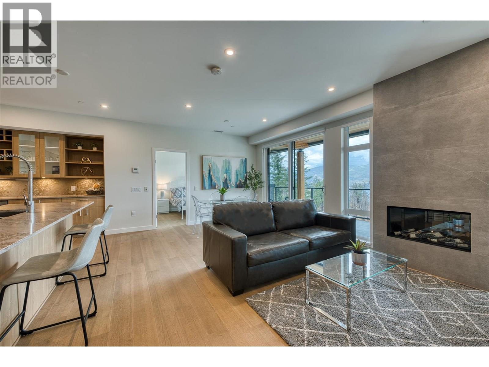 306 9652 Benchland Drive, Lake Country