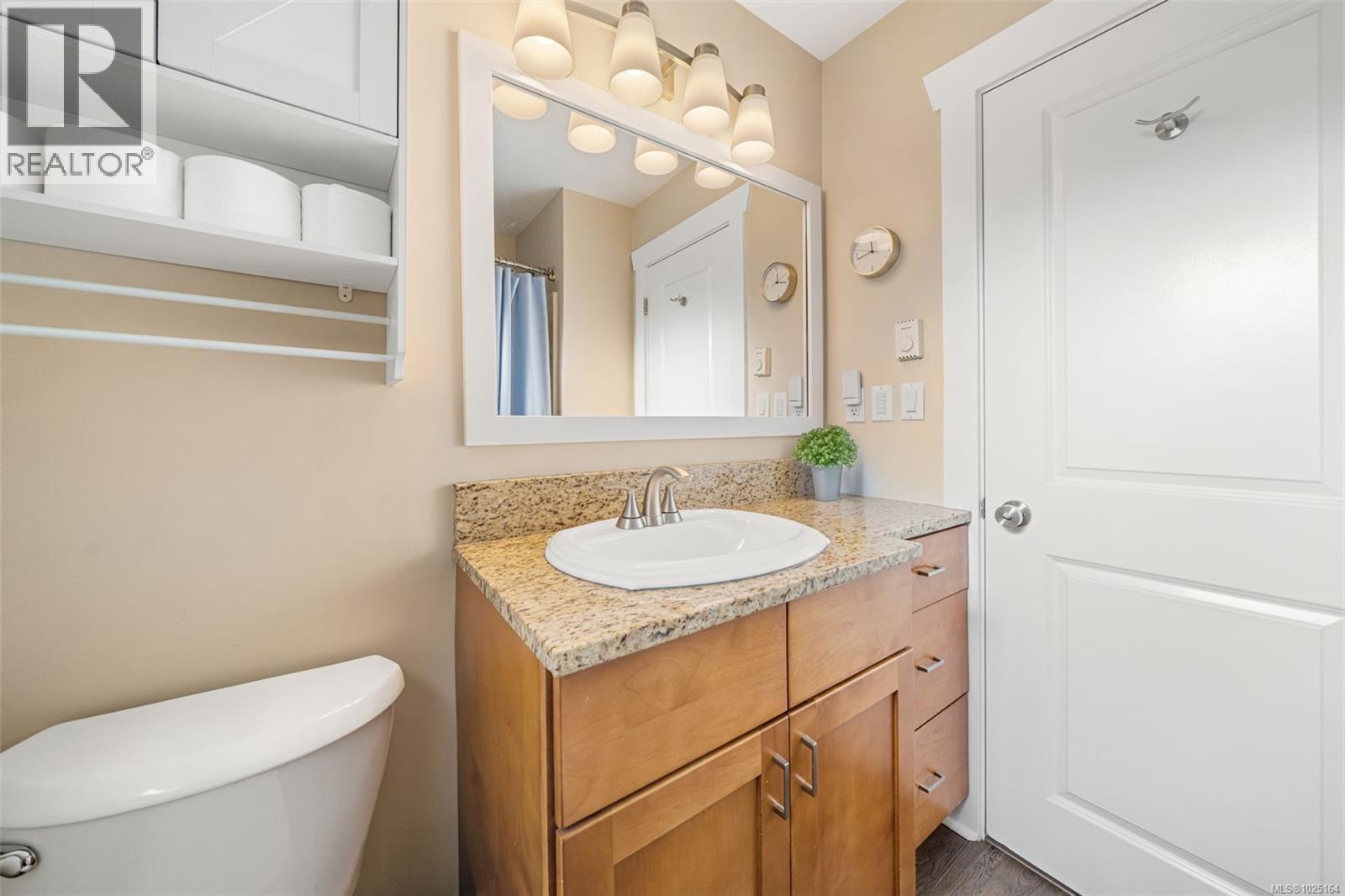  1123 Reynolds Road, Saanich