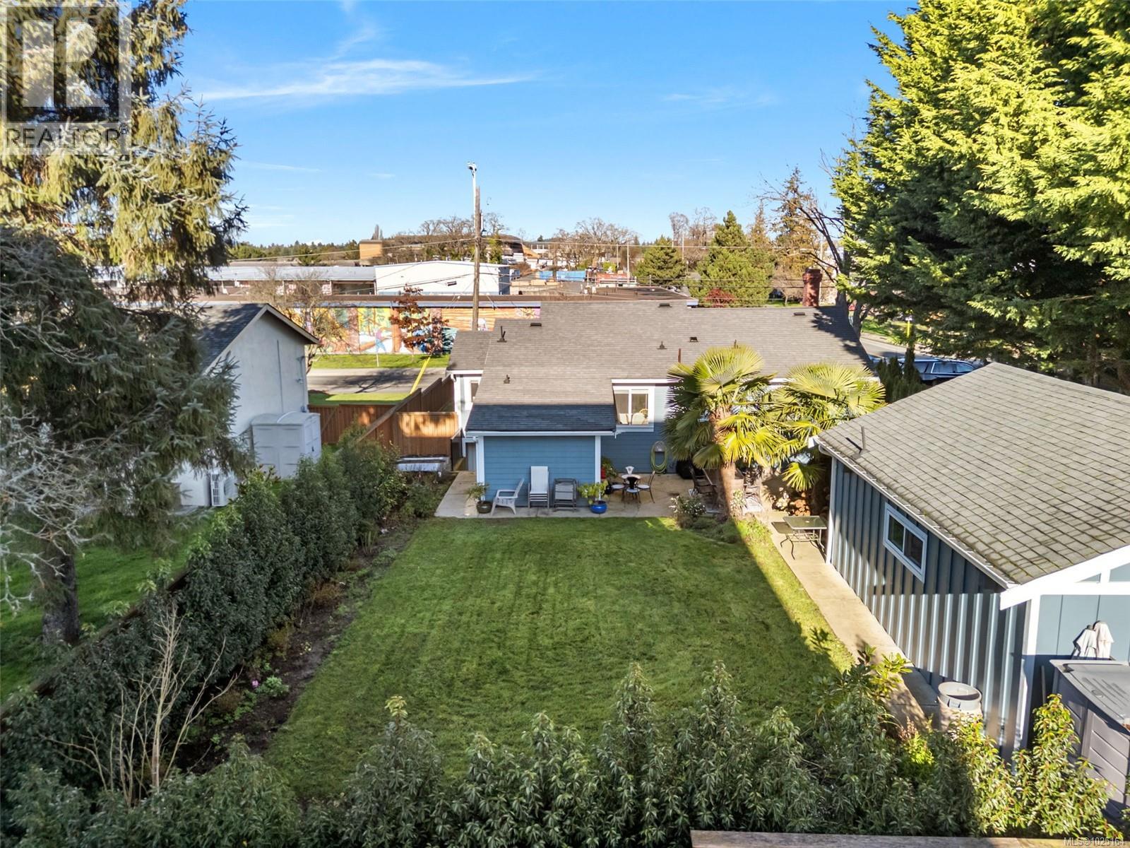  1123 Reynolds Road, Saanich