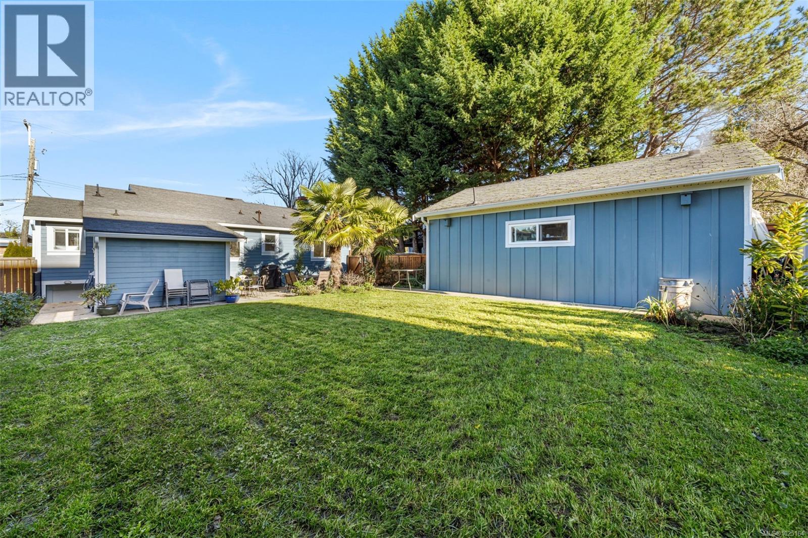  1123 Reynolds Road, Saanich