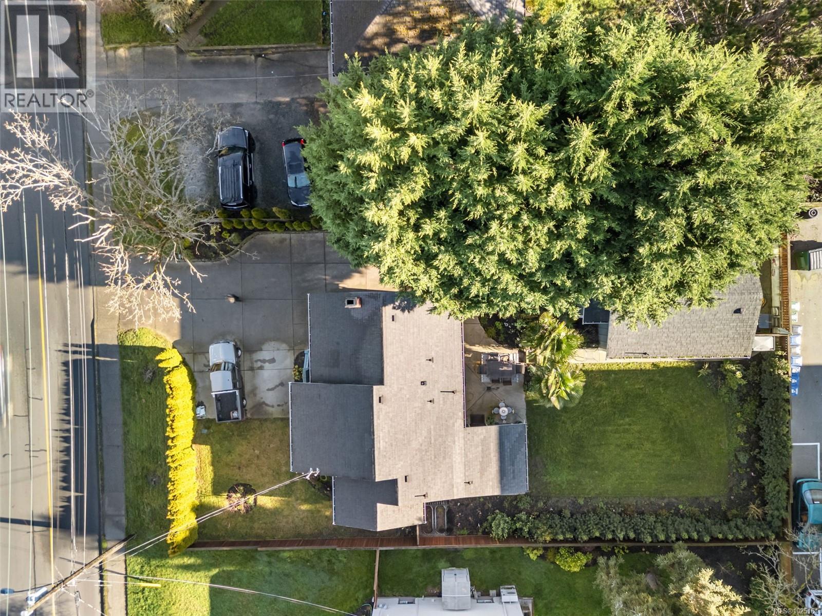  1123 Reynolds Road, Saanich