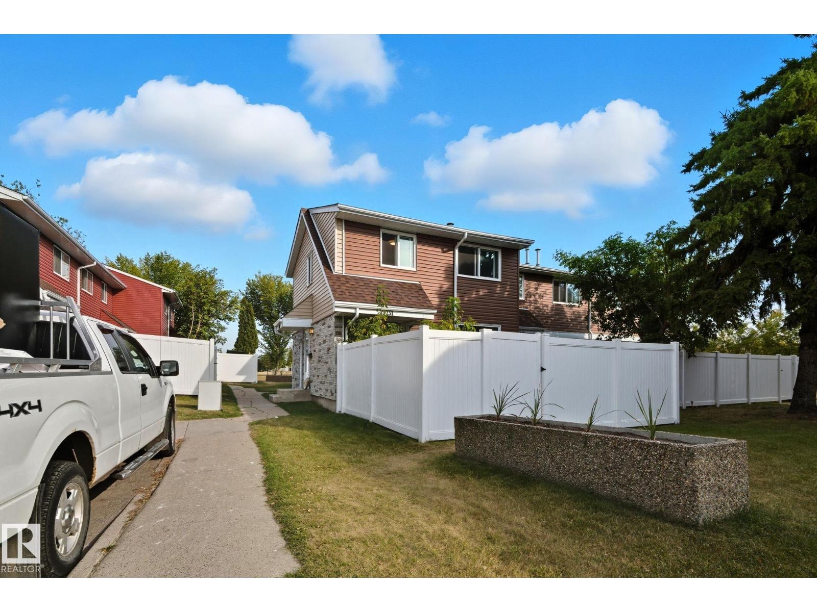 13251 47 ST NW - 1