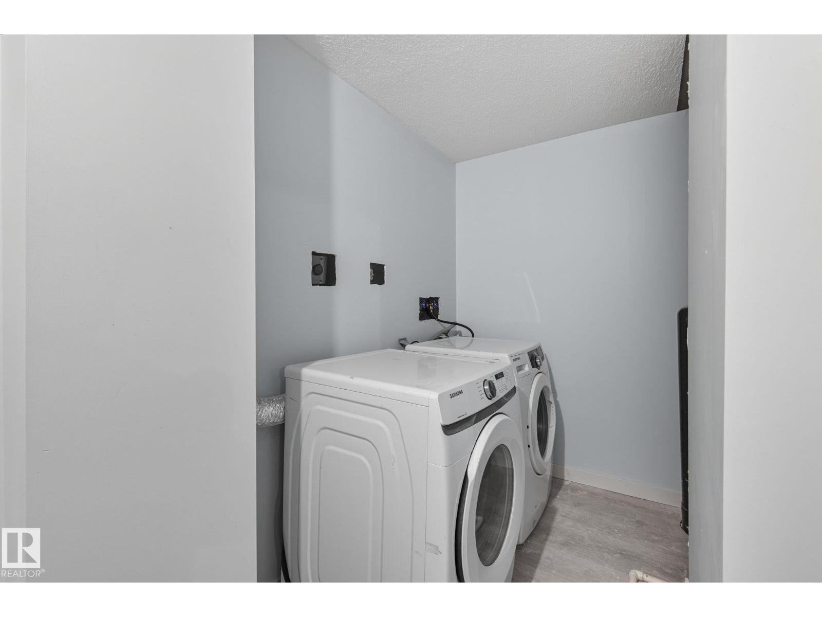 13251 47 ST NW - 28