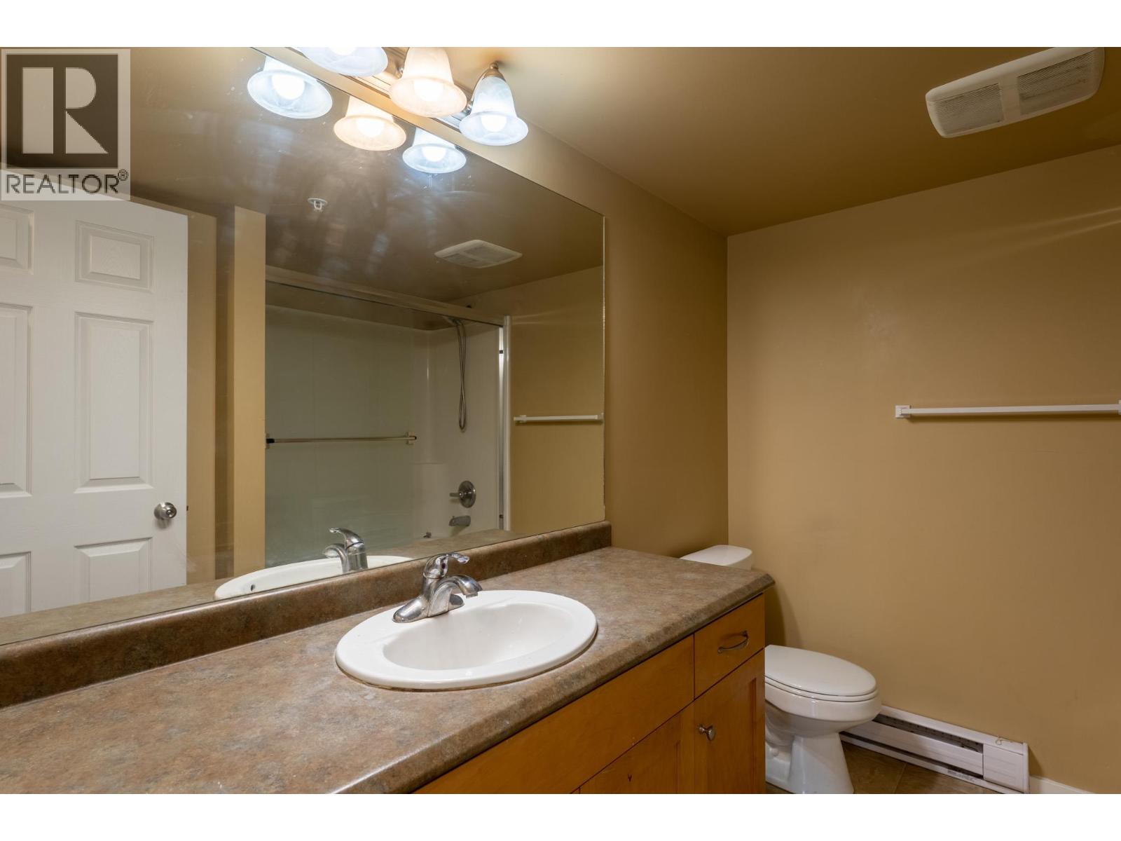 306 135 Ziprick Road, Kelowna