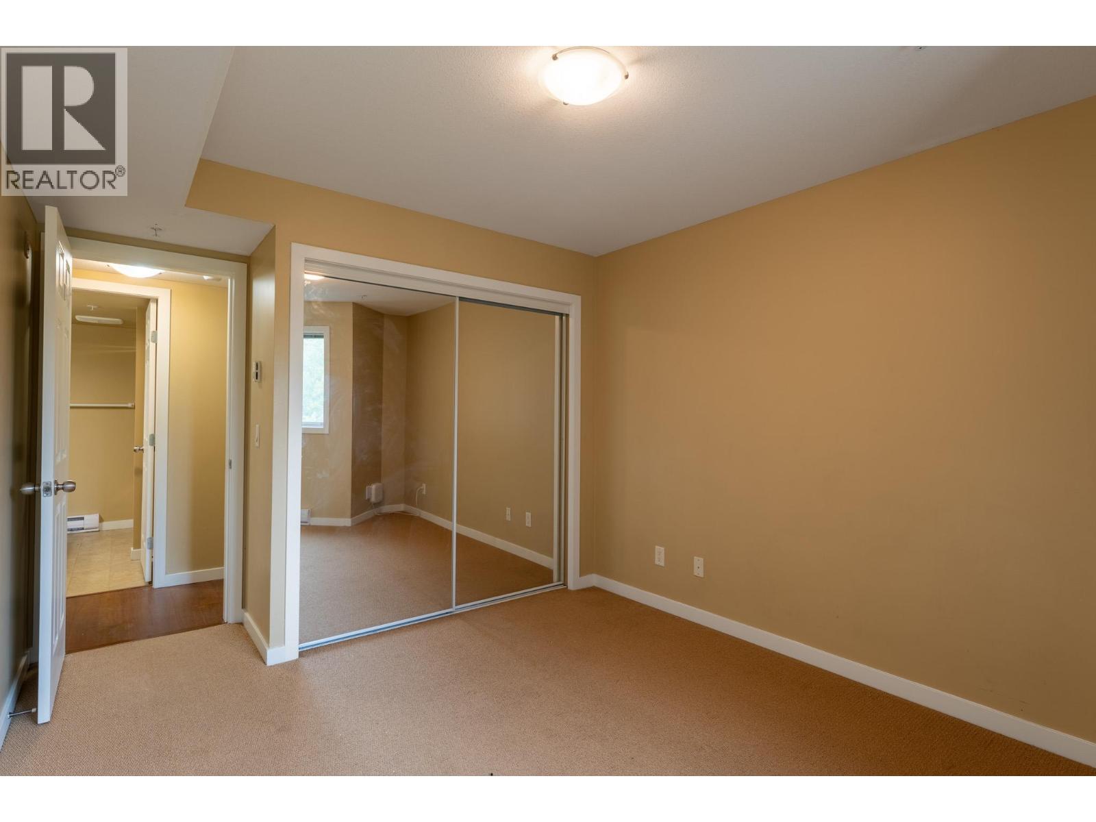 306 135 Ziprick Road, Kelowna