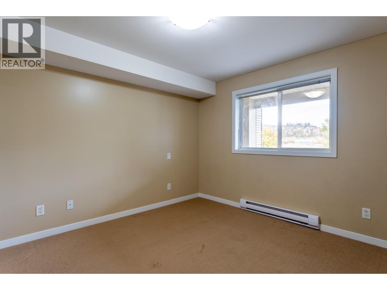 306 135 Ziprick Road, Kelowna