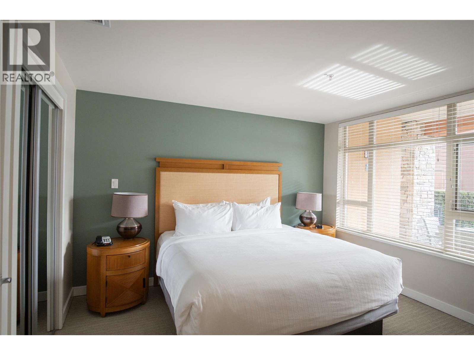 #117 15 Park Place - 7