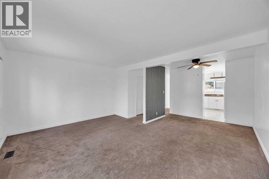 Single Family House for Sale in    Avenue SE Acadia Calgary 