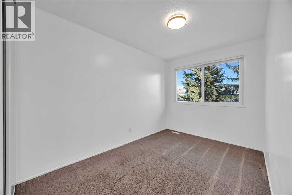 Single Family House for Sale in    Avenue SE Acadia Calgary 