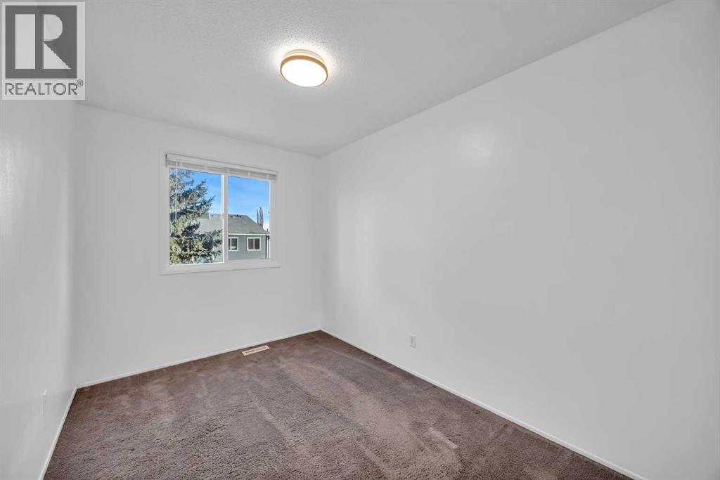 Single Family House for Sale in    Avenue SE Acadia Calgary 