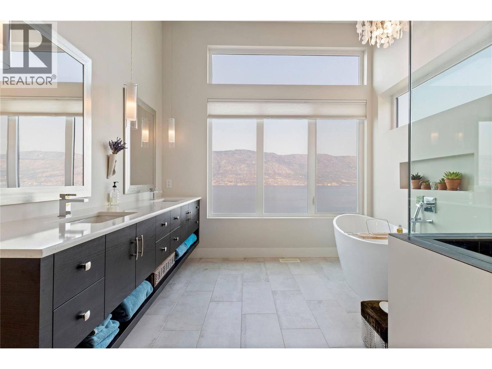 1526 Marble Ledge Drive, Lake Country