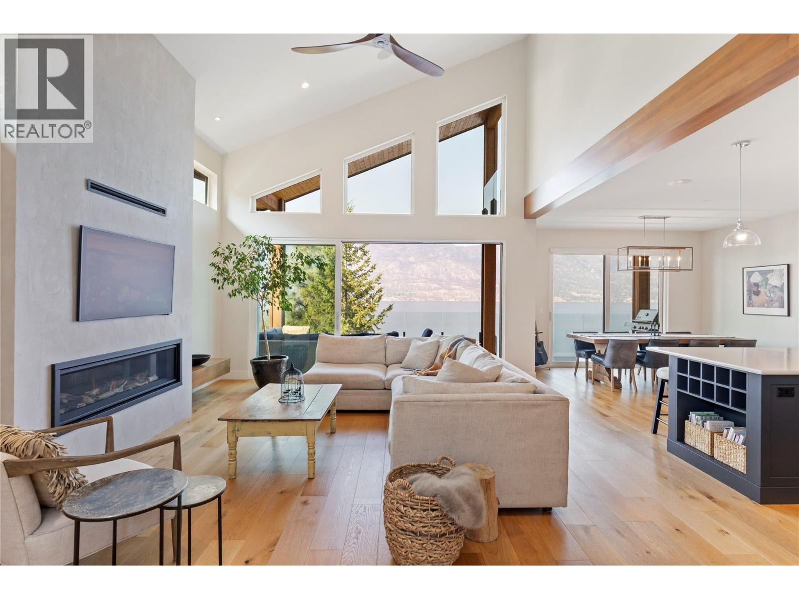 1526 Marble Ledge Drive, Lake Country