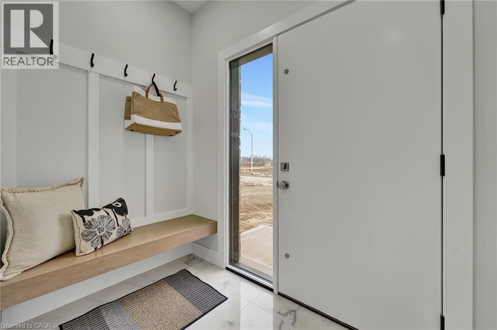 100 CLAYTON Street - Photo 5 of 19, Mitchell, Ontario