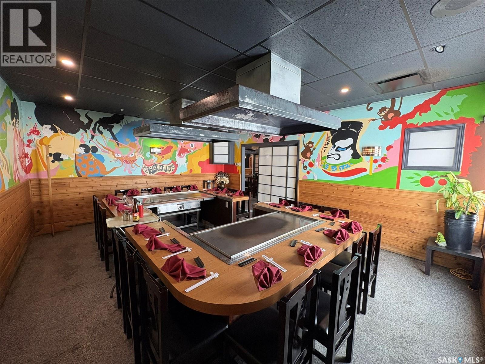 736 Victoria AVENUE - photo 4