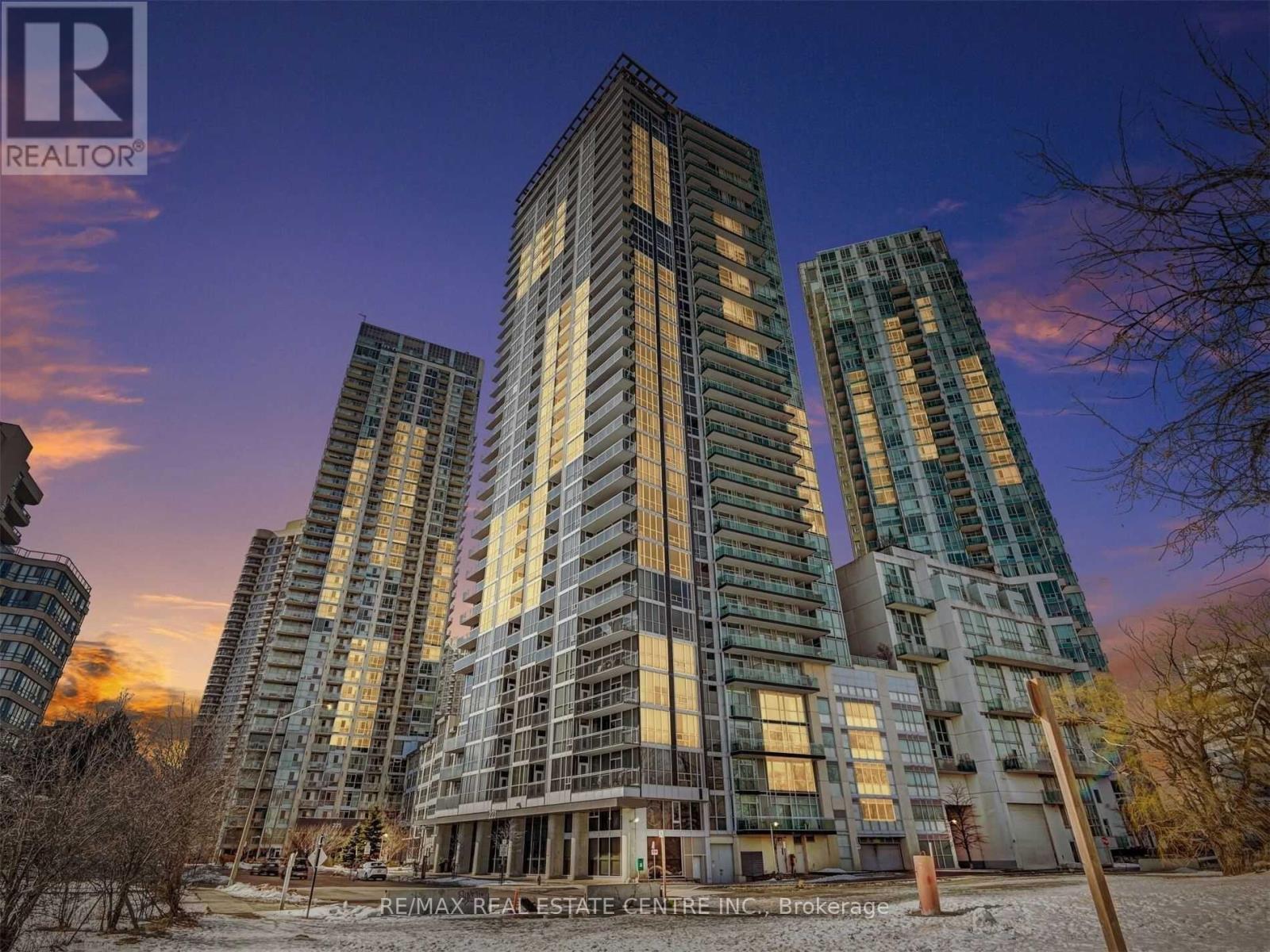 223 Webb Unit 2209 photo 2