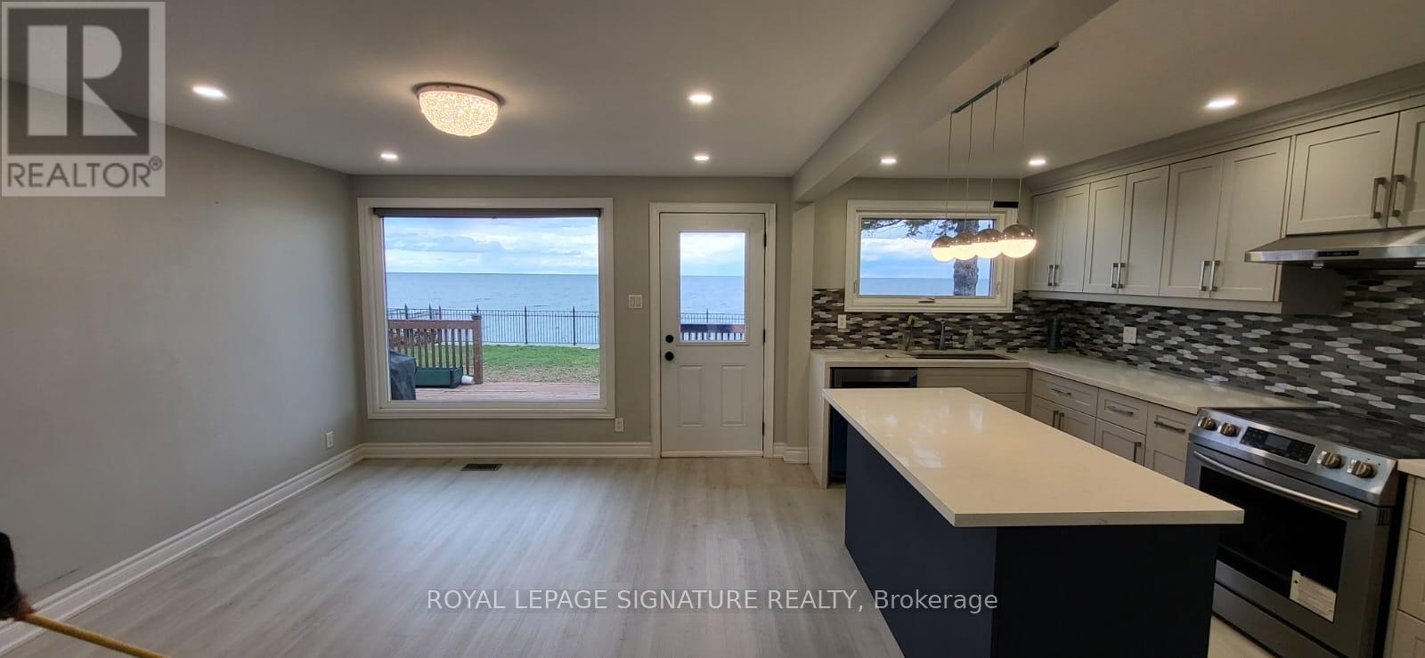 80 SEABREEZE CRESCENT - Photo 2 of 22, Hamilton (Lakeshore), Ontario