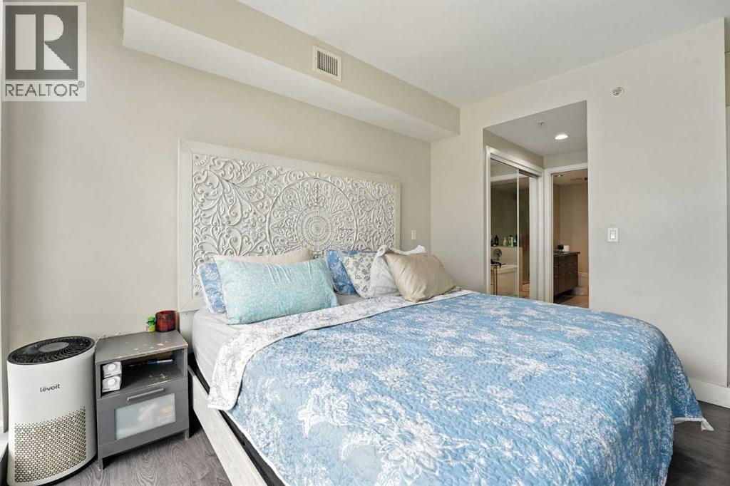 Single Family House for Sale in    Avenue SE Downtown East Village Calgary 