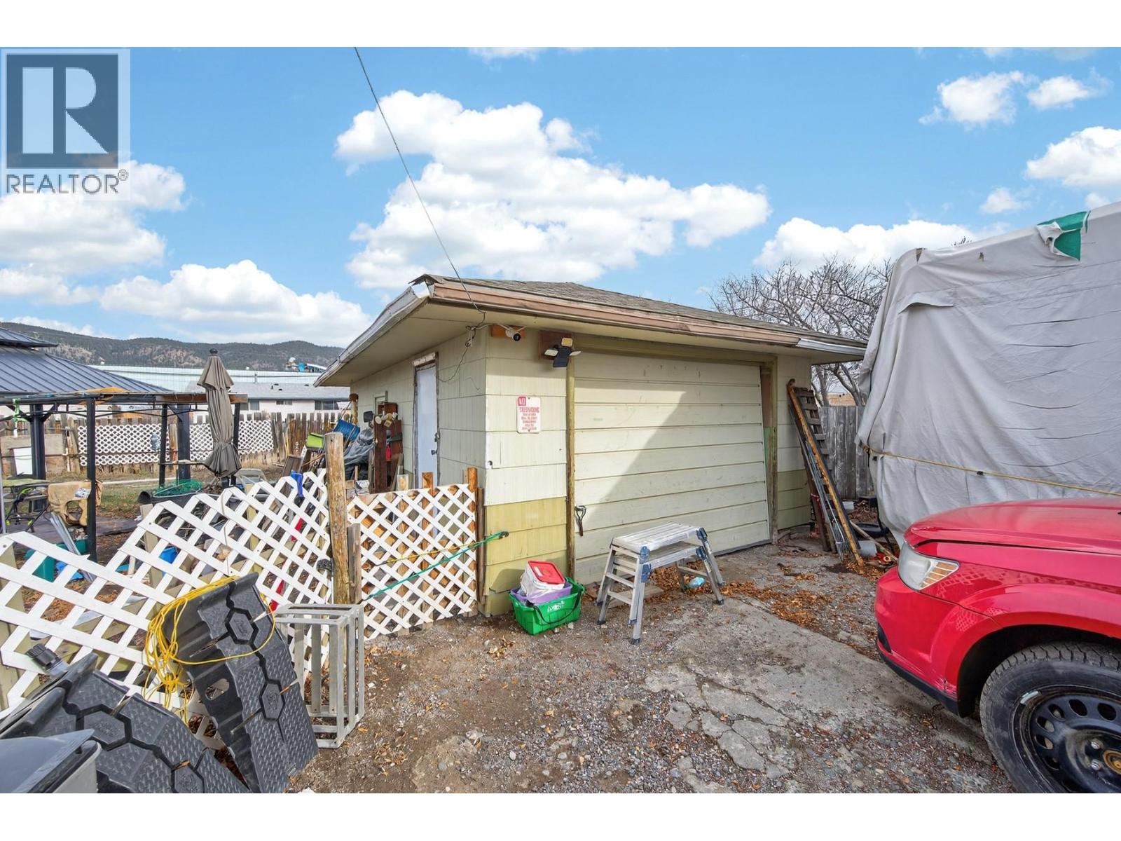 2463 Coutlee Avenue, Merritt