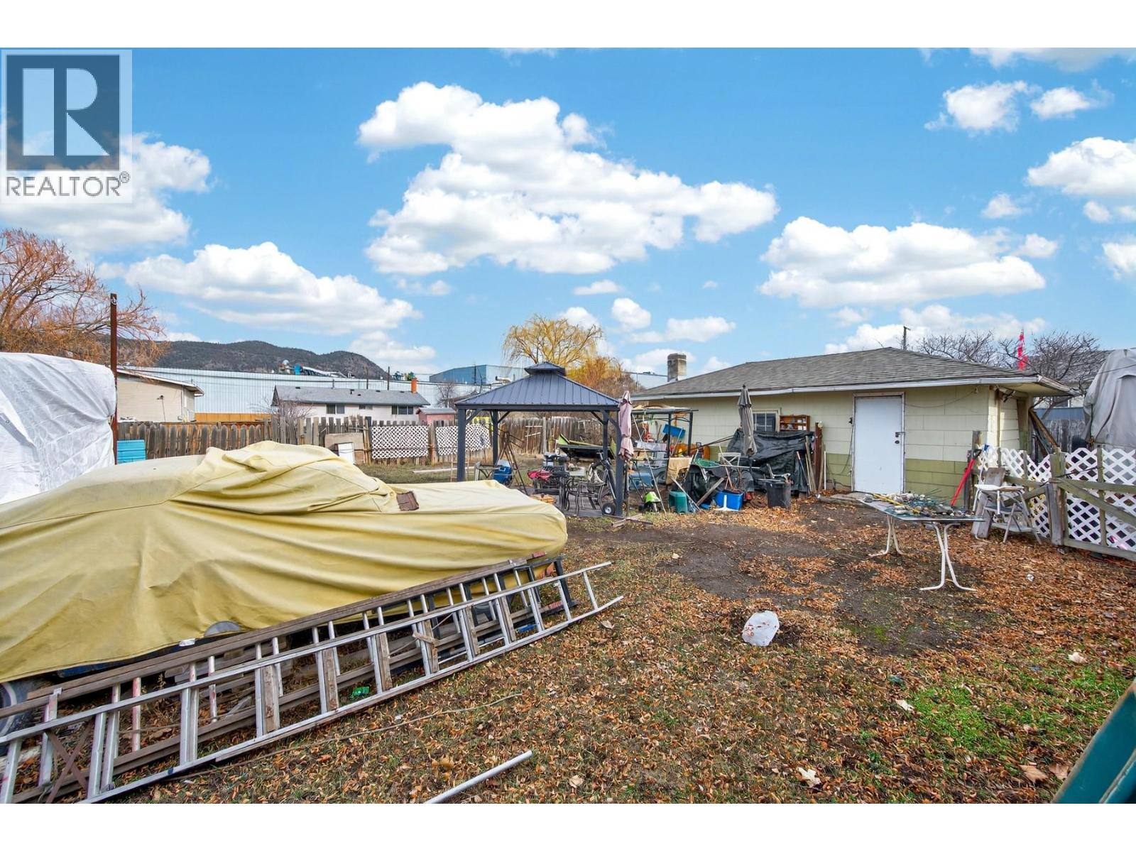 2463 Coutlee Avenue, Merritt