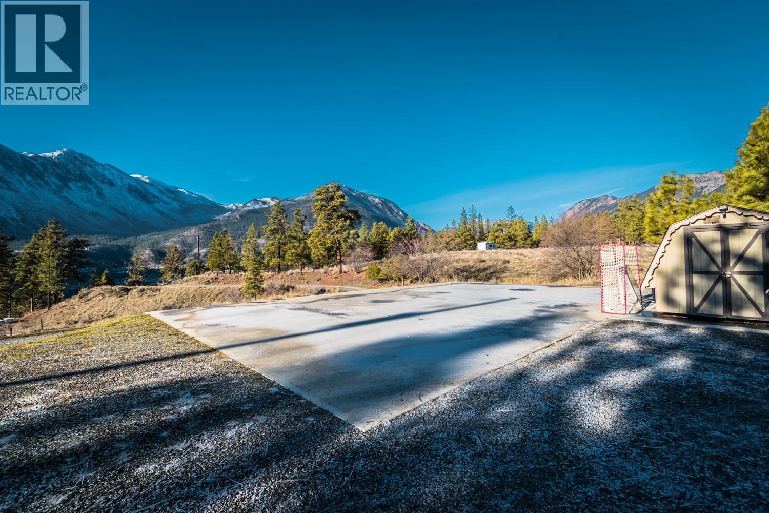 150 Pine Ridge Road, Lillooet