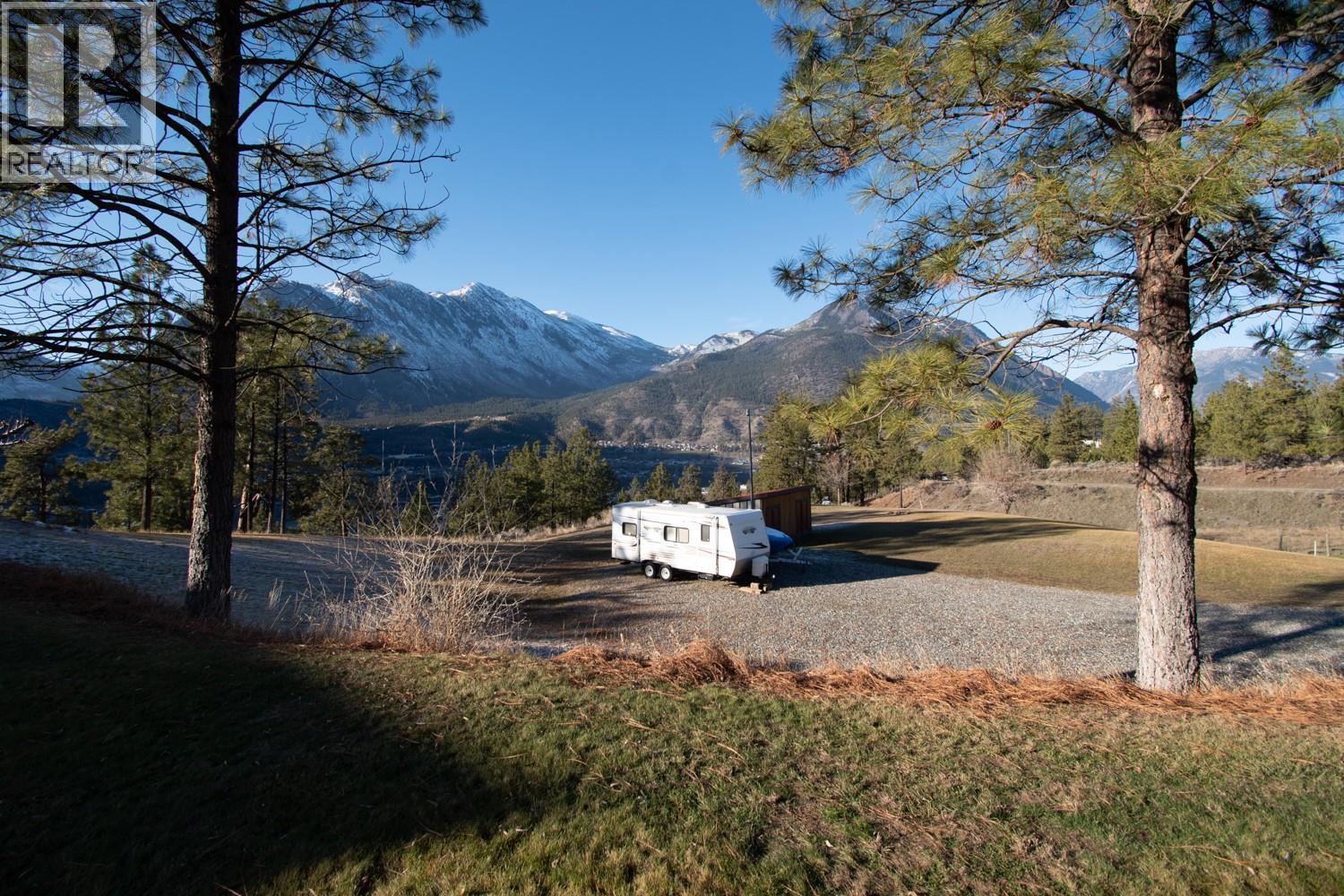 150 Pine Ridge Road, Lillooet