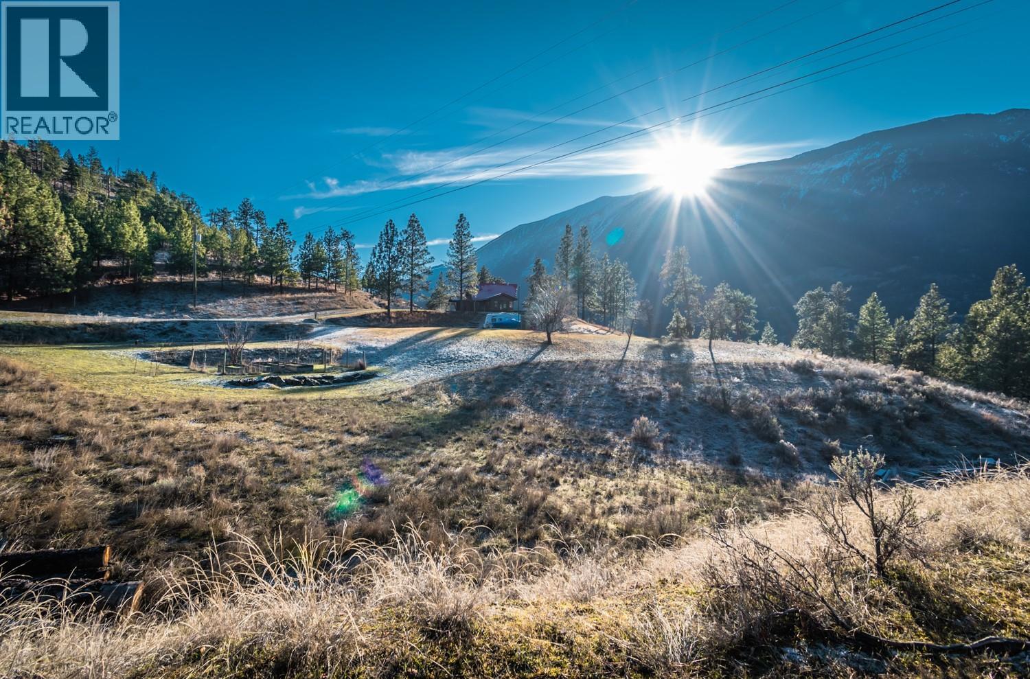 150 Pine Ridge Road, Lillooet