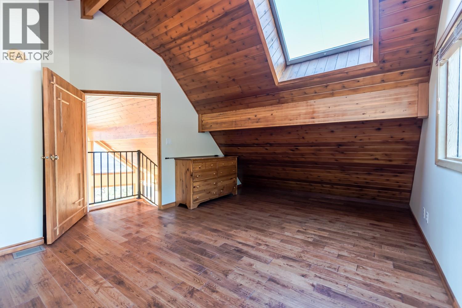 150 Pine Ridge Road, Lillooet