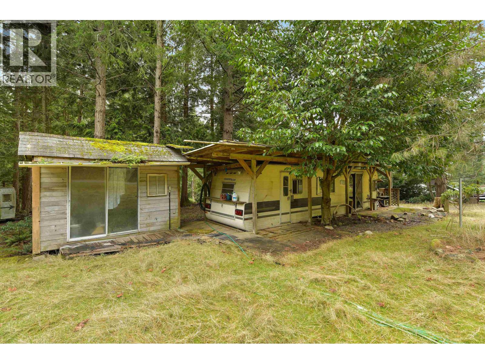 416 WOOD DALE DRIVE, Mayne Island