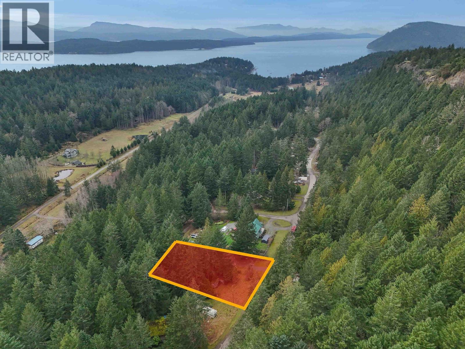 416 WOOD DALE DRIVE, Mayne Island