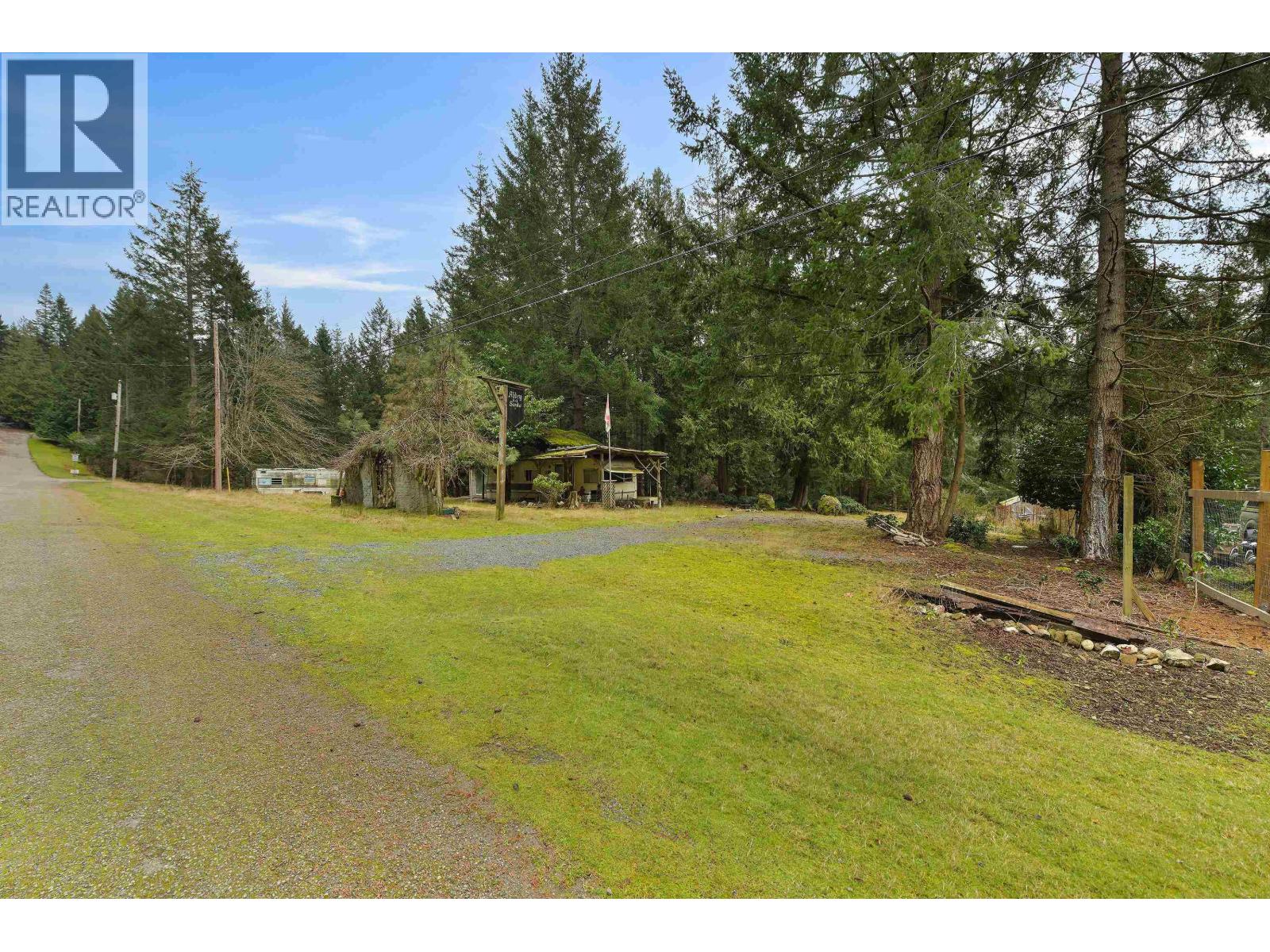 416 WOOD DALE DRIVE, Mayne Island