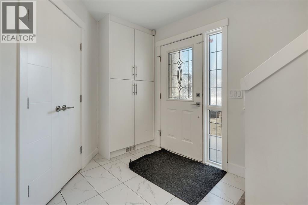 Single Family House for Sale in  Saddlefield Place NE Saddle Ridge Calgary 