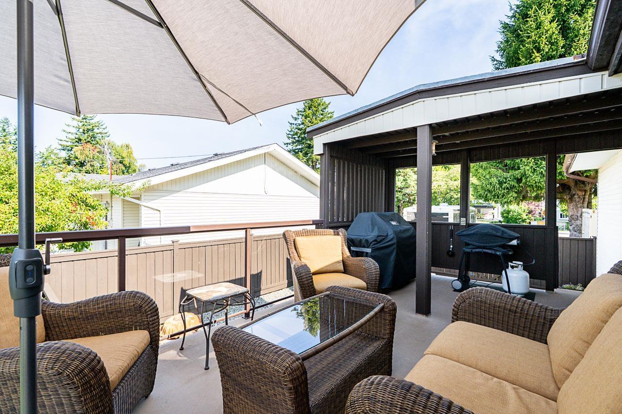 1033 CYPRESS STREET, White Rock