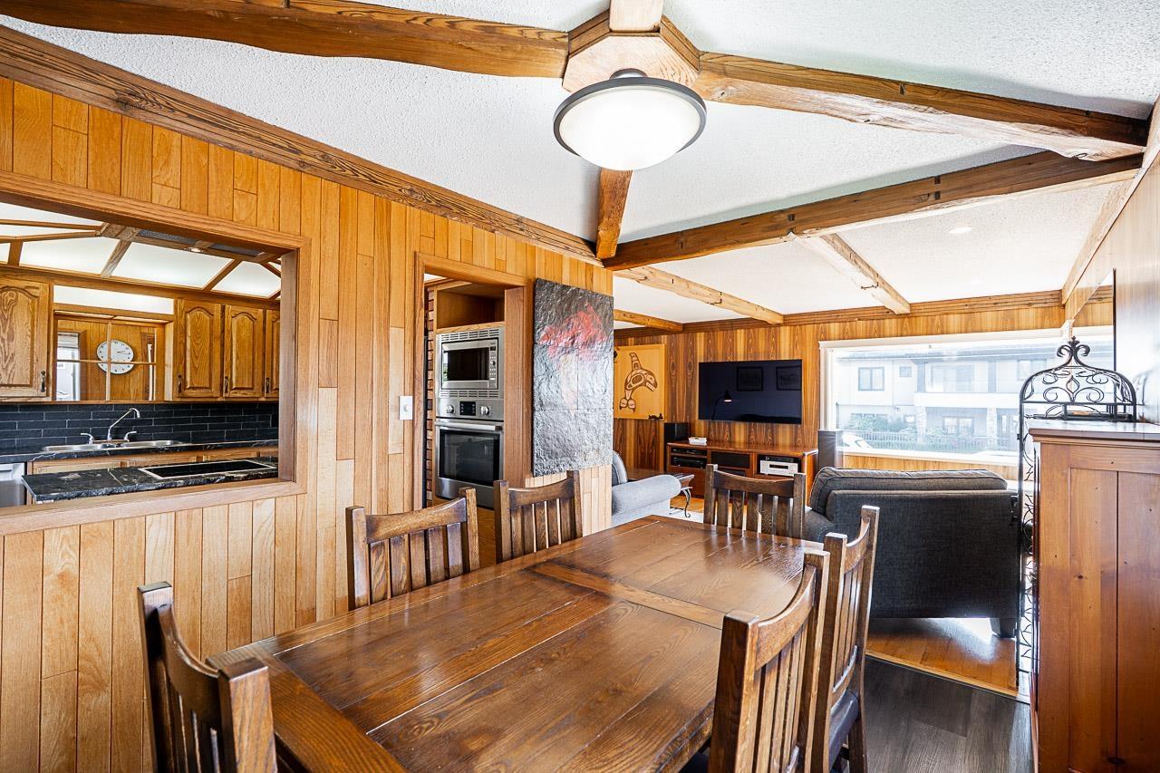 1033 CYPRESS STREET, White Rock