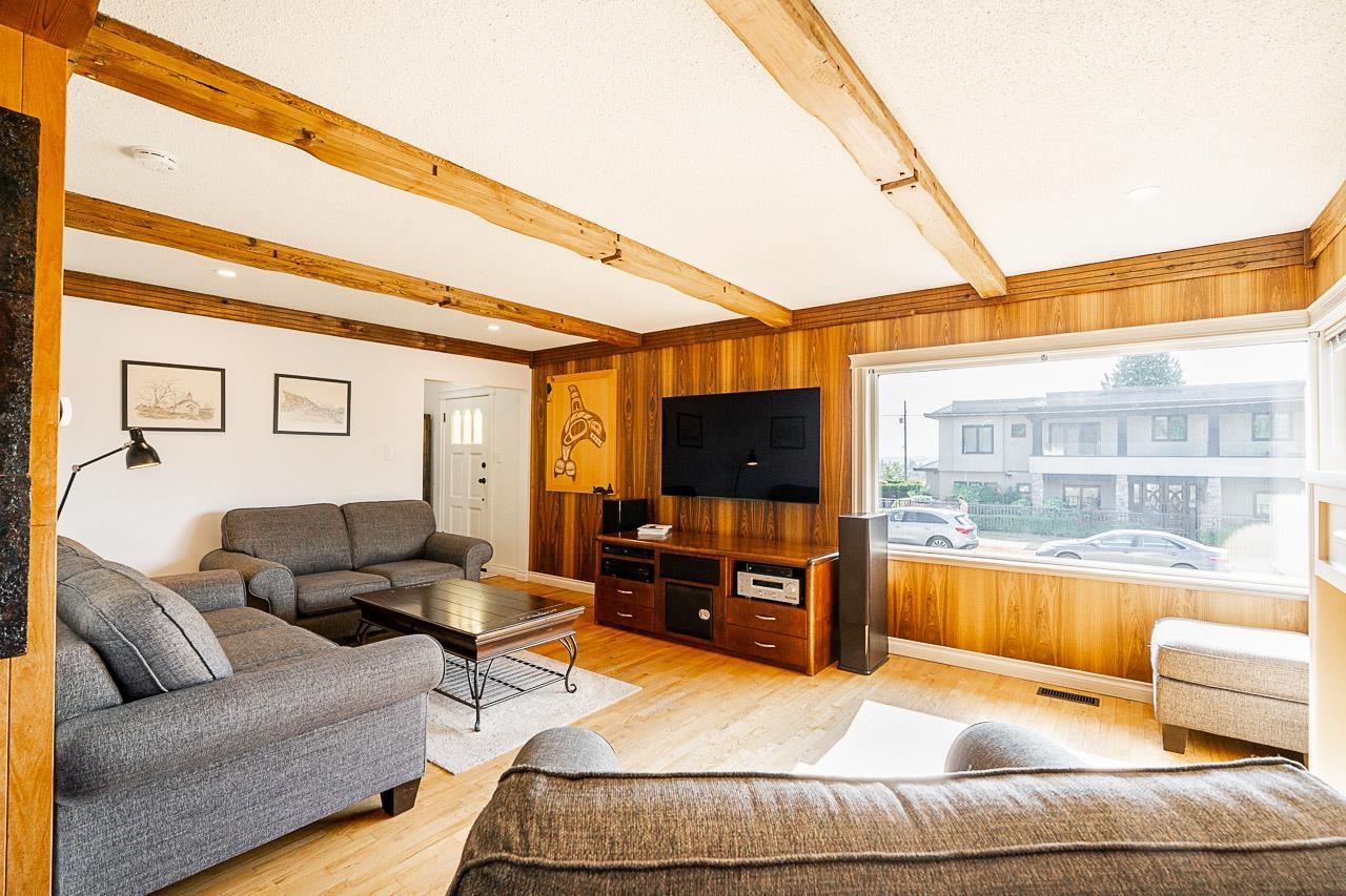 1033 CYPRESS STREET, White Rock