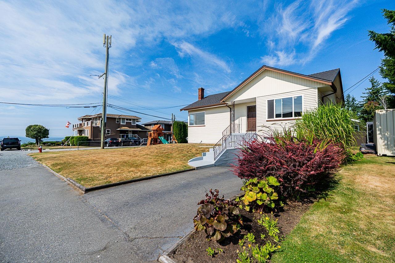1033 CYPRESS STREET, White Rock