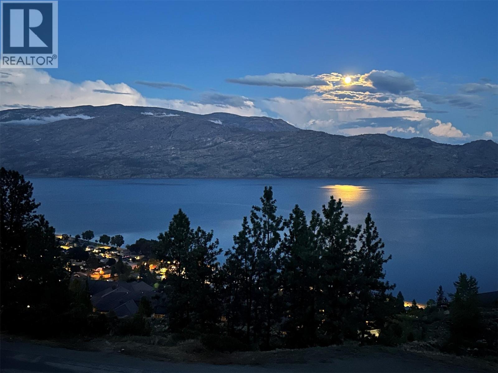 129 4000 Trails Place, Peachland