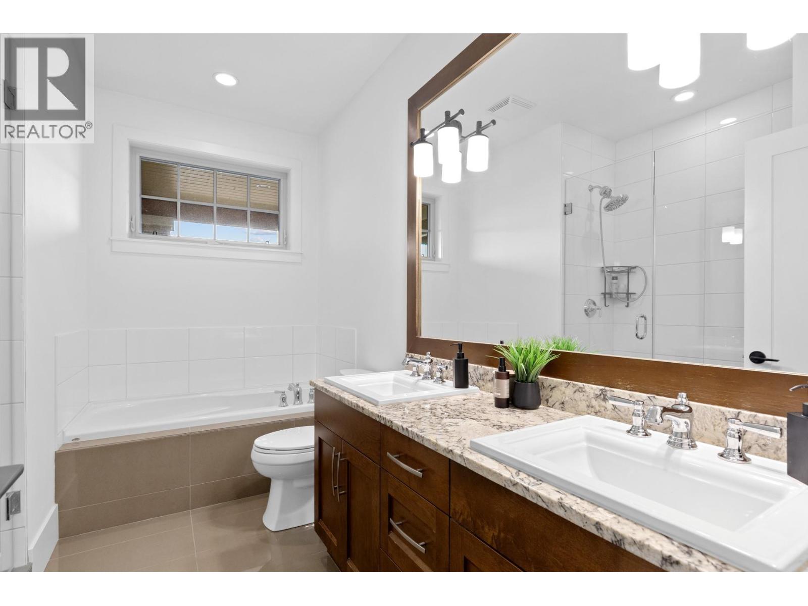 129 4000 Trails Place, Peachland