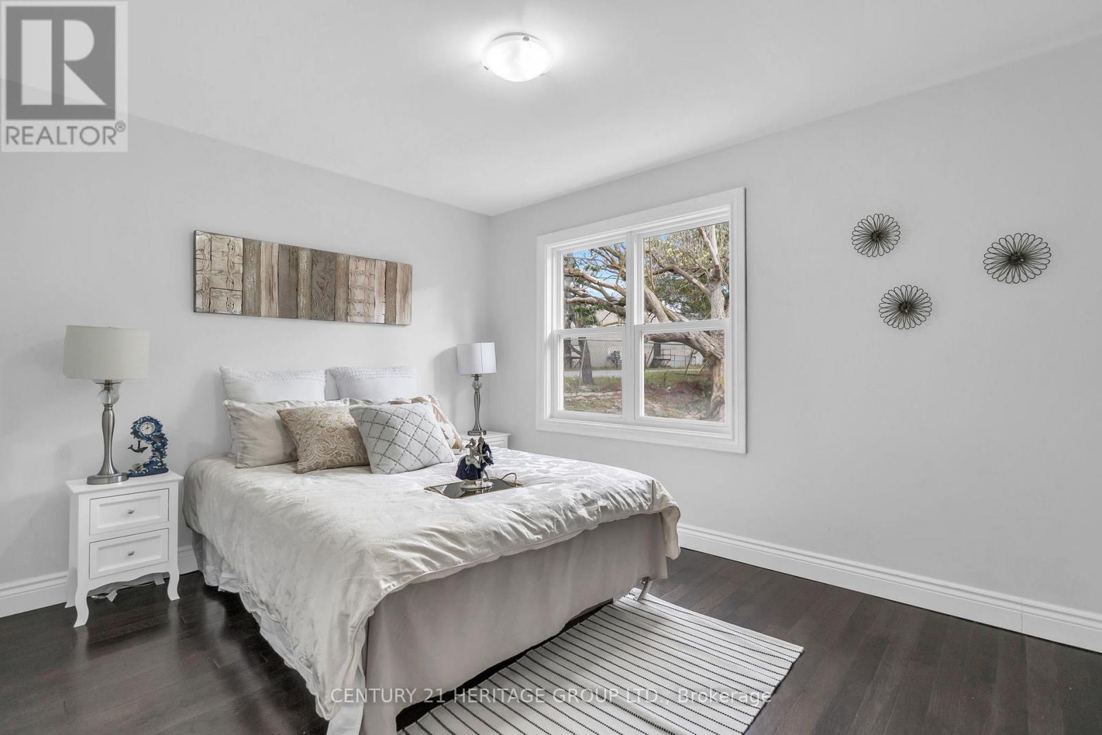 53 WILSTEAD DRIVE - 11