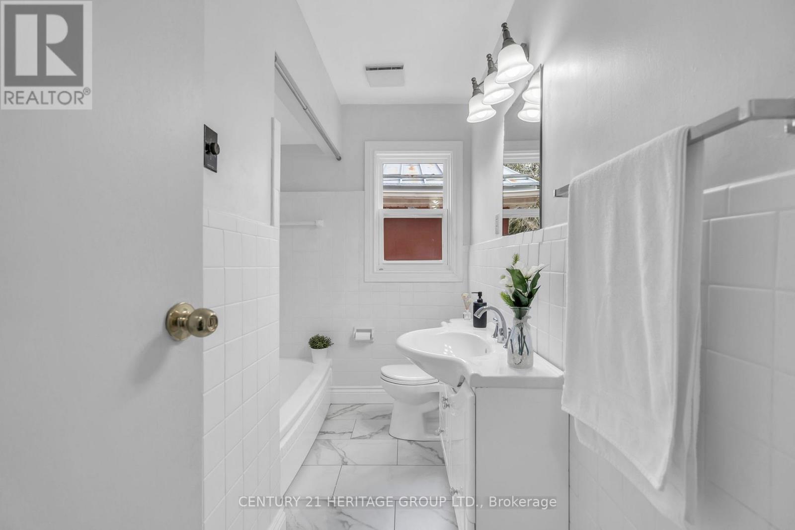 53 WILSTEAD DRIVE - 14