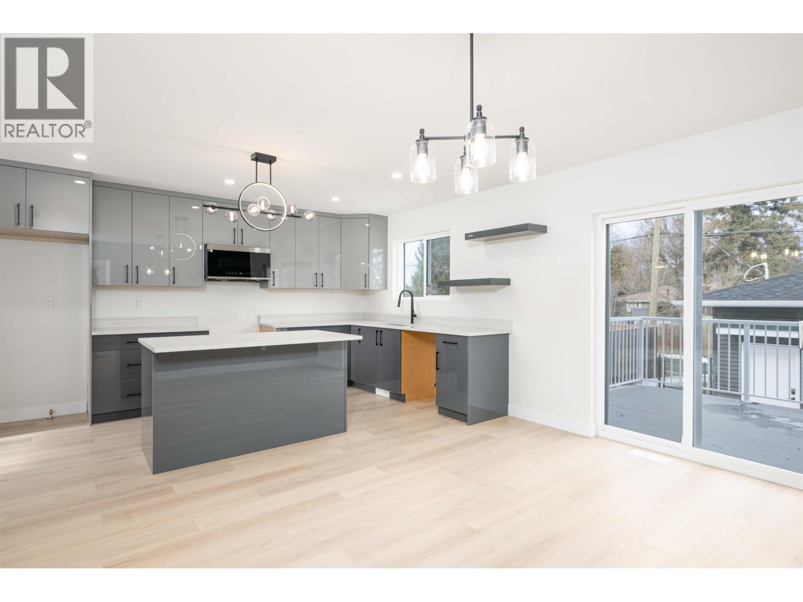 1988 12TH AVENUE - 12
