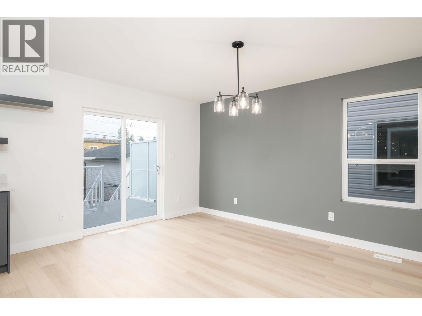 1988 12TH AVENUE - 11