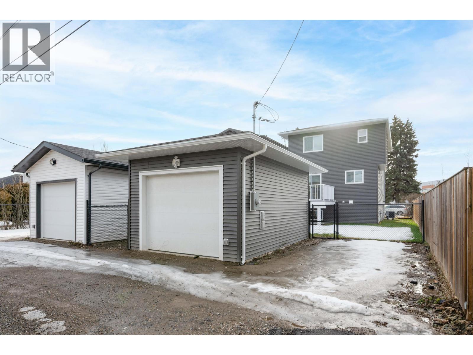 1988 12TH AVENUE - 36